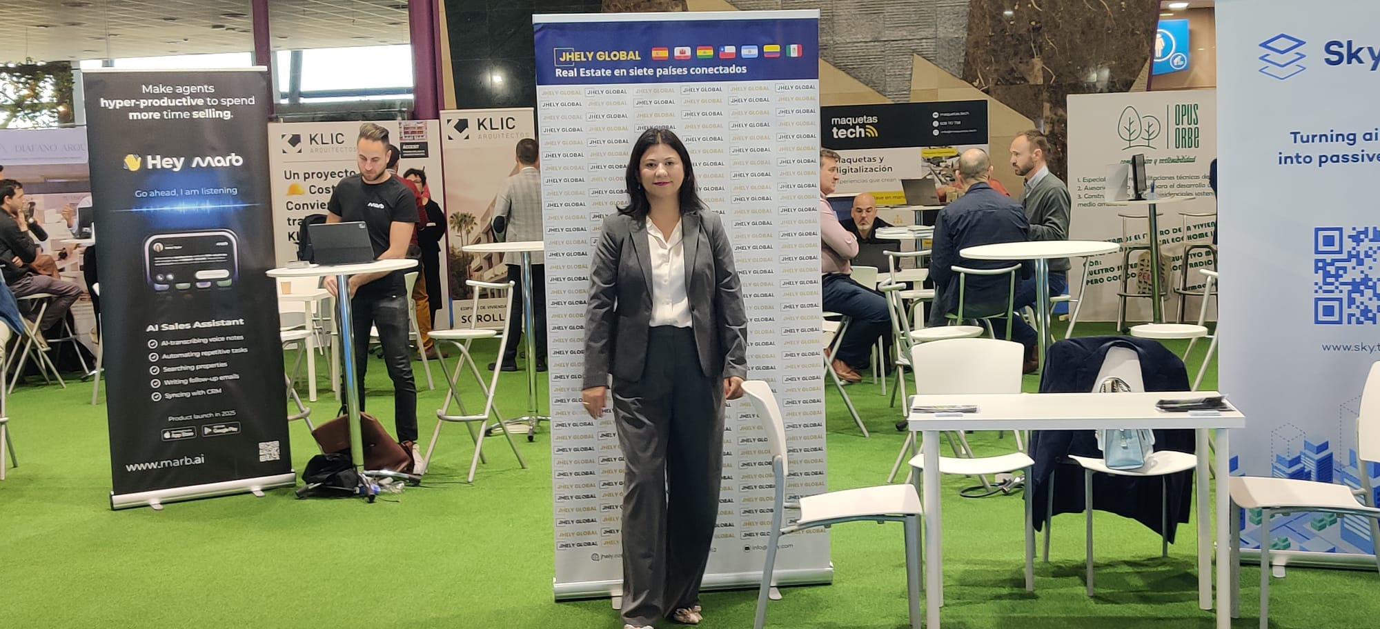 JHELY Global Portal Inmobiliario Participó en el Palacio de Ferias y Congresos de Málaga en la feria inmobiliaria SIMED