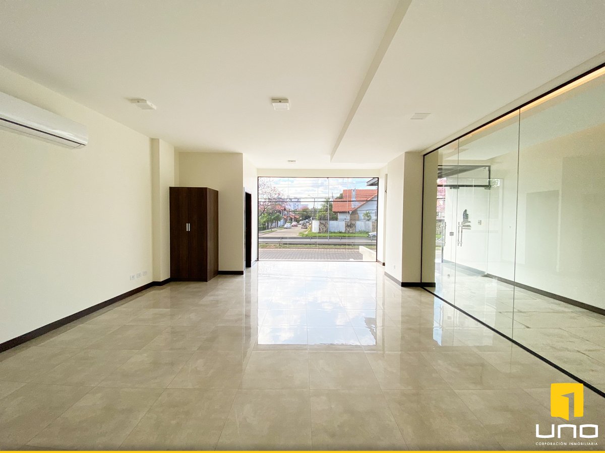 Locales Comerciales Y Oficinas En Venta En Edificio
