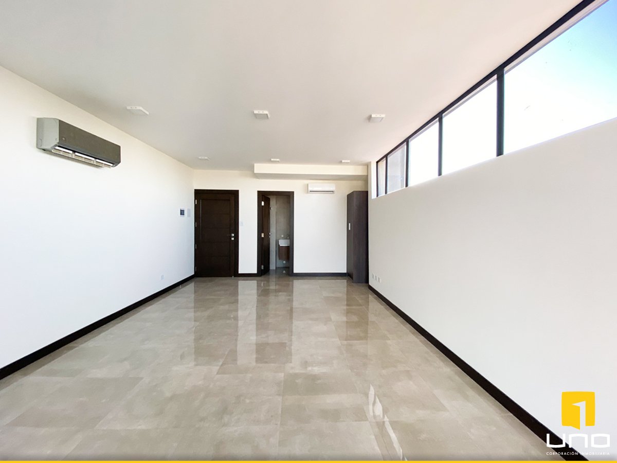 Locales Comerciales Y Oficinas En Venta En Edificio