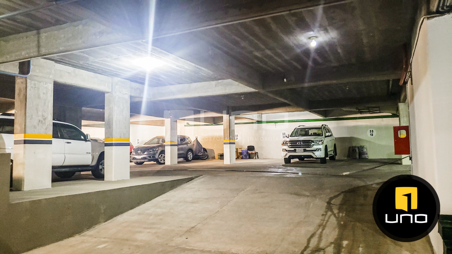 Departamento Amoblado De 3 Dormitorios En Edificio Curupau