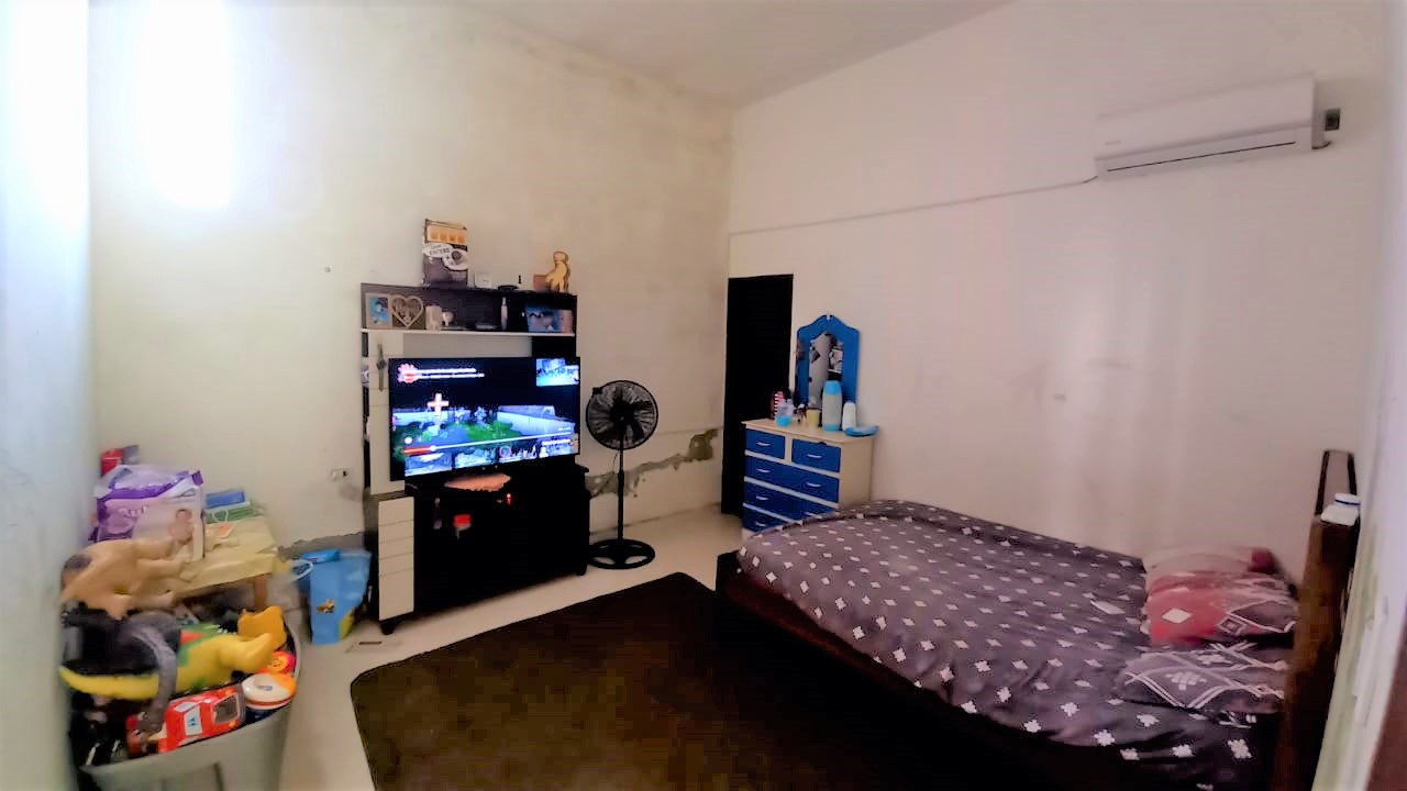 CASA 3 PLANTAS (ESPECIAL PARA POLICONSULTORIO O CLINICA)