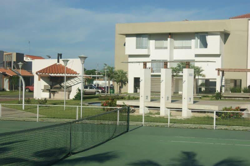 Cómodo y bonito Dpto en exclusivo condominio en zona Nortr 