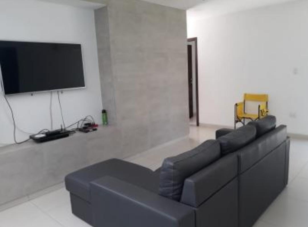 Casa de 4 dormitorios - en Alquiler