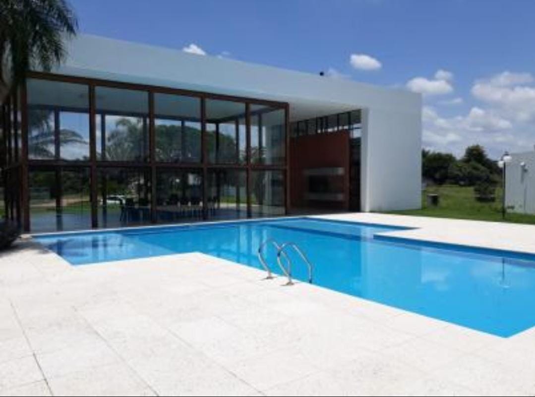 Casa de 4 dormitorios - en Alquiler
