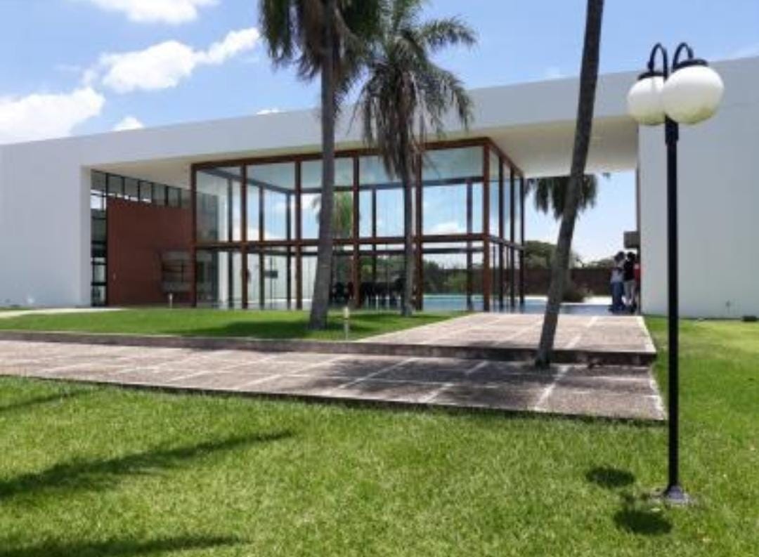 Casa de 4 dormitorios - en Alquiler