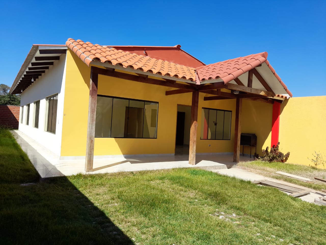 Casa a estrenar - en Venta - Urbanización El Gallito