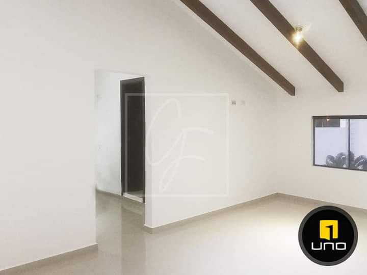 AMPLIA CASA CON PISCINA EN ALQUILER,BARRIO LAS PALMAS
