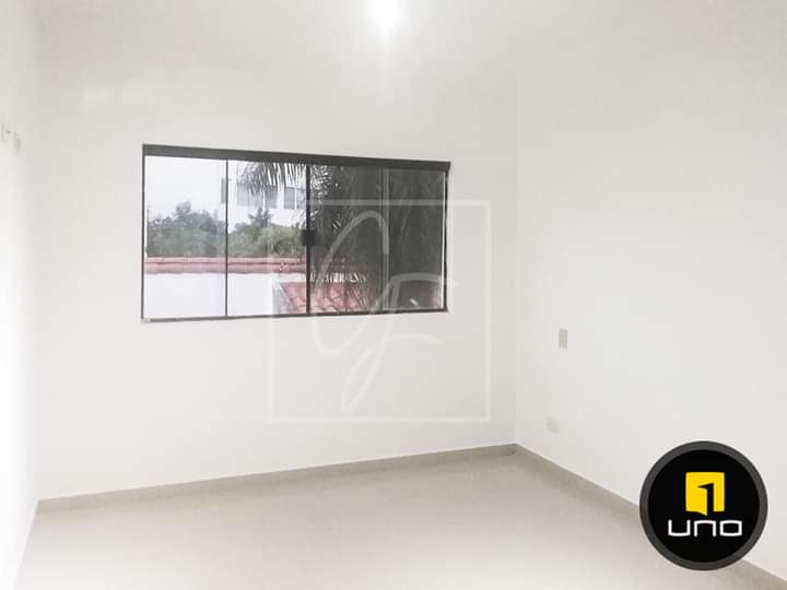 AMPLIA CASA CON PISCINA EN ALQUILER,BARRIO LAS PALMAS