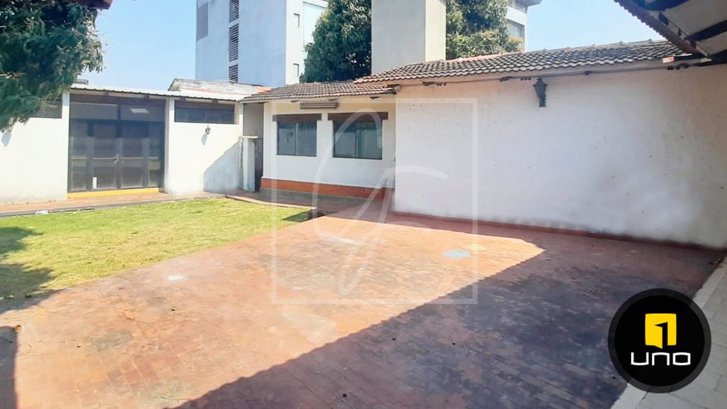 CASA AMPLIA EN ALQUILER,EXCLUSIVAMENTE PARA EMPRESAS,AV BENI