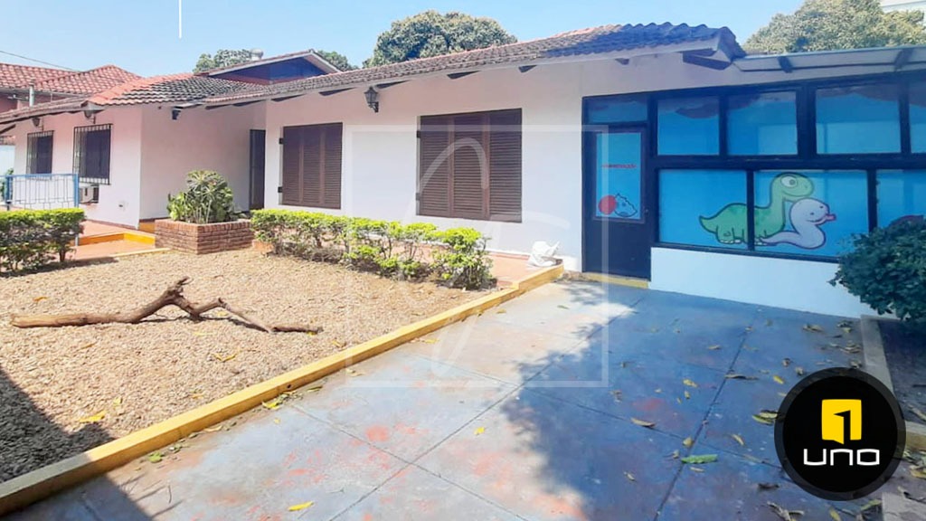 CASA AMPLIA EN ALQUILER,EXCLUSIVAMENTE PARA EMPRESAS,AV BENI