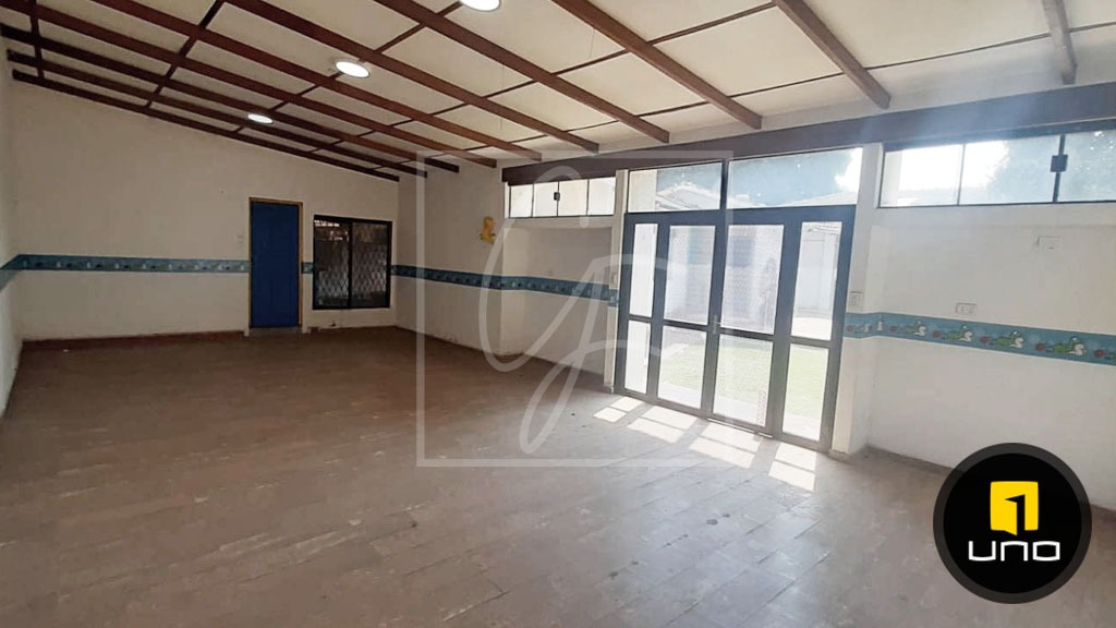 CASA AMPLIA EN ALQUILER,EXCLUSIVAMENTE PARA EMPRESAS,AV BENI