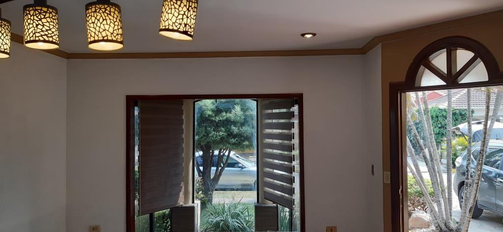 TRASPASO CASA EN CONDOMINIO SANTA BARBARA 