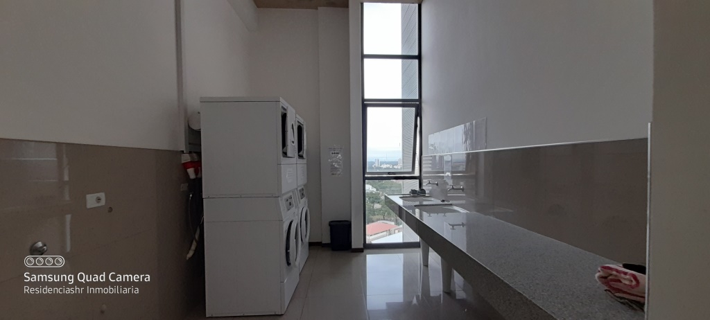 VENDO HERMOSO y MODERNO DEPARTAMENTO