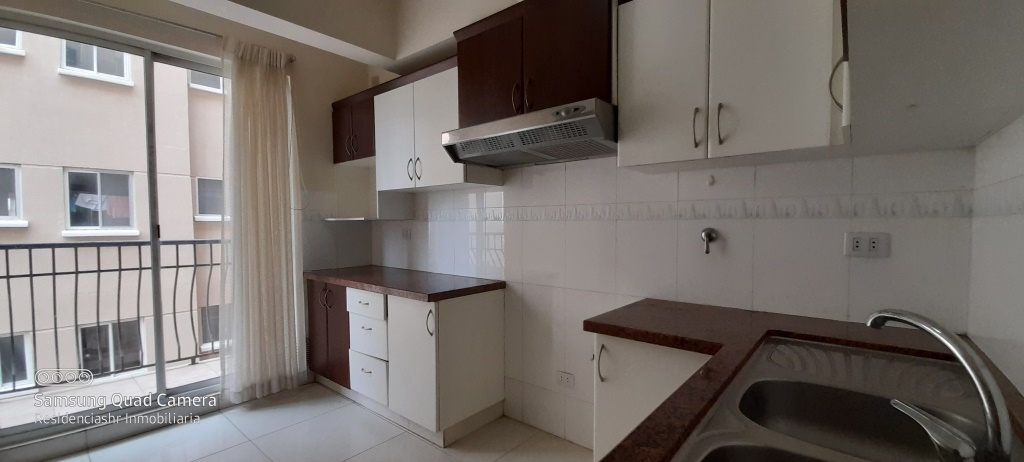 DE OCASIÓN VENDO AMPLIO Y HERMOSO DEPARTAMENTO