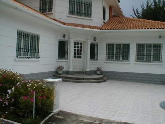 CASA EN VENTA OBRAJES 