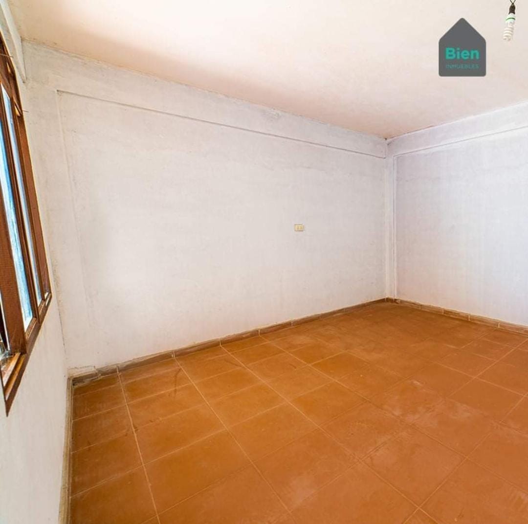 CASA EN VENTA EN ZONA OESTE URB. LAS PALMERAS