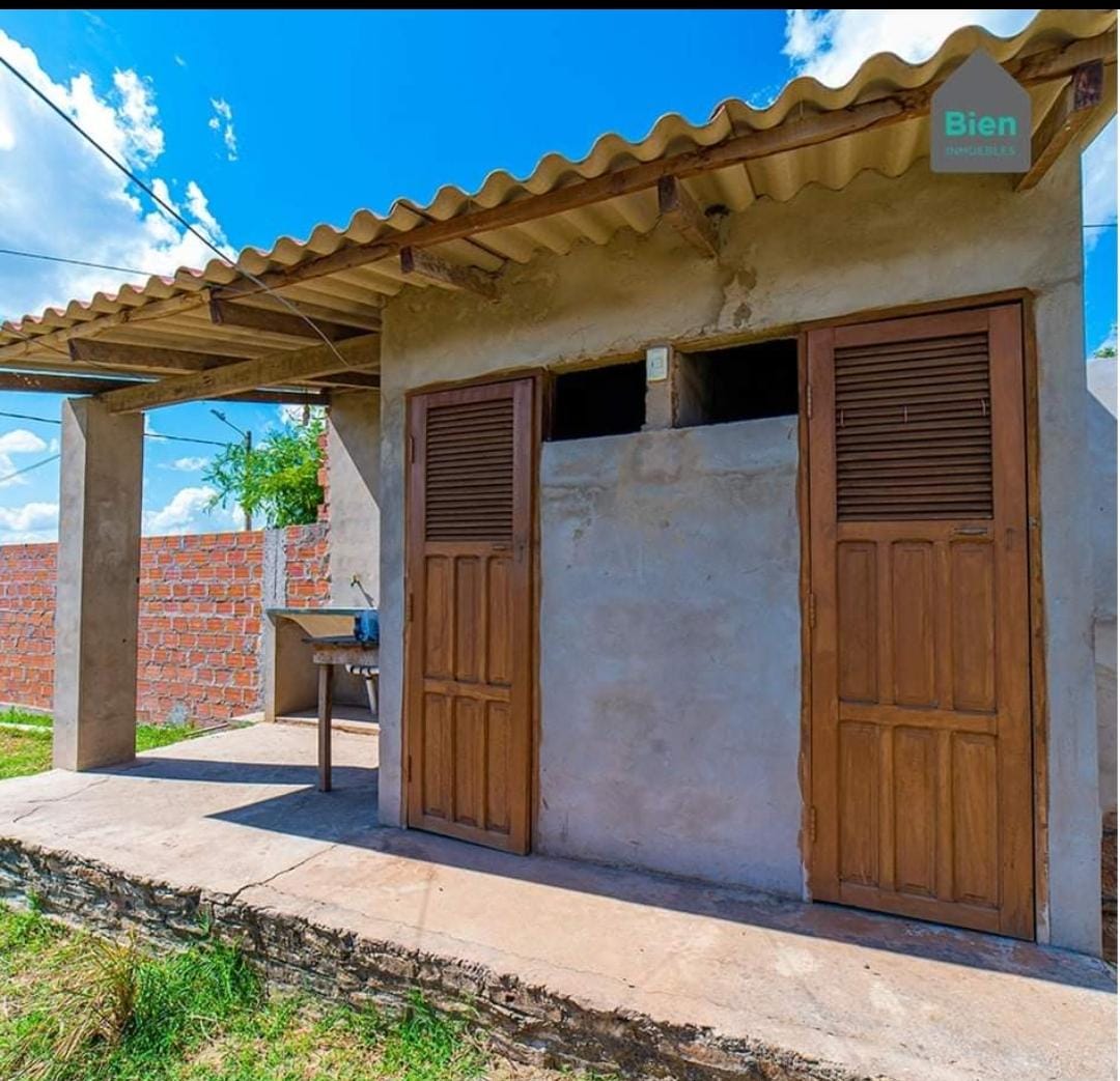 CASA EN VENTA EN ZONA OESTE URB. LAS PALMERAS