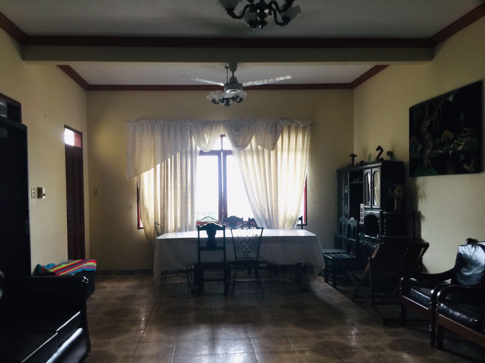 CASA PARA COMERCIO EN MUY BUENA UBICACIÓN