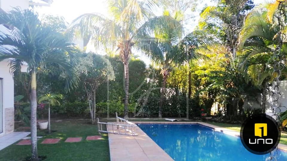 LUJOSA Y AMPLIA CASA AMOBLADA Y CON PISCINA Y SAUNA Z.URUBO