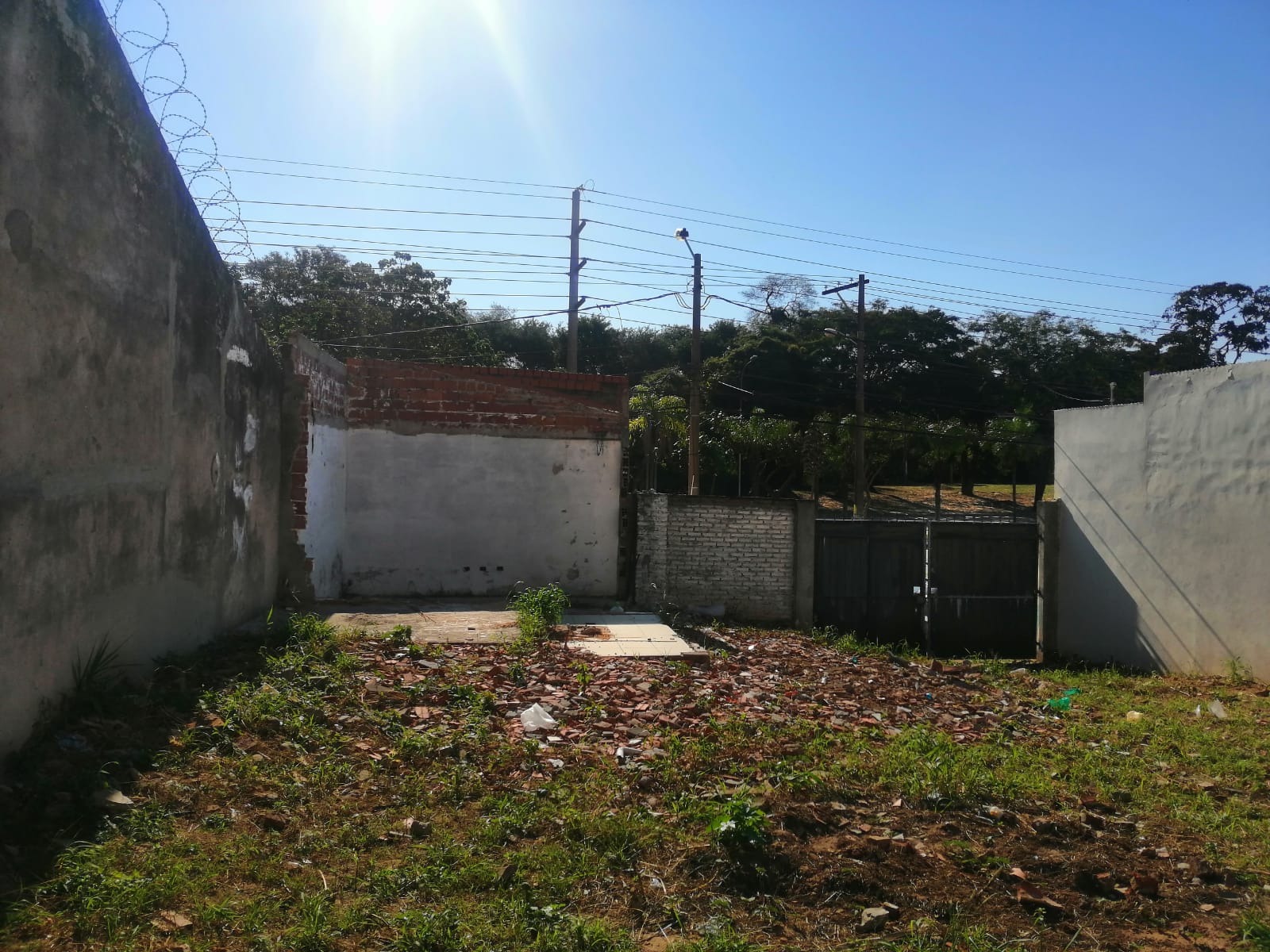   ZONA SIRARI / AV. 4TO ANILLO - INDICE 6 - TERRENO EN VENTA