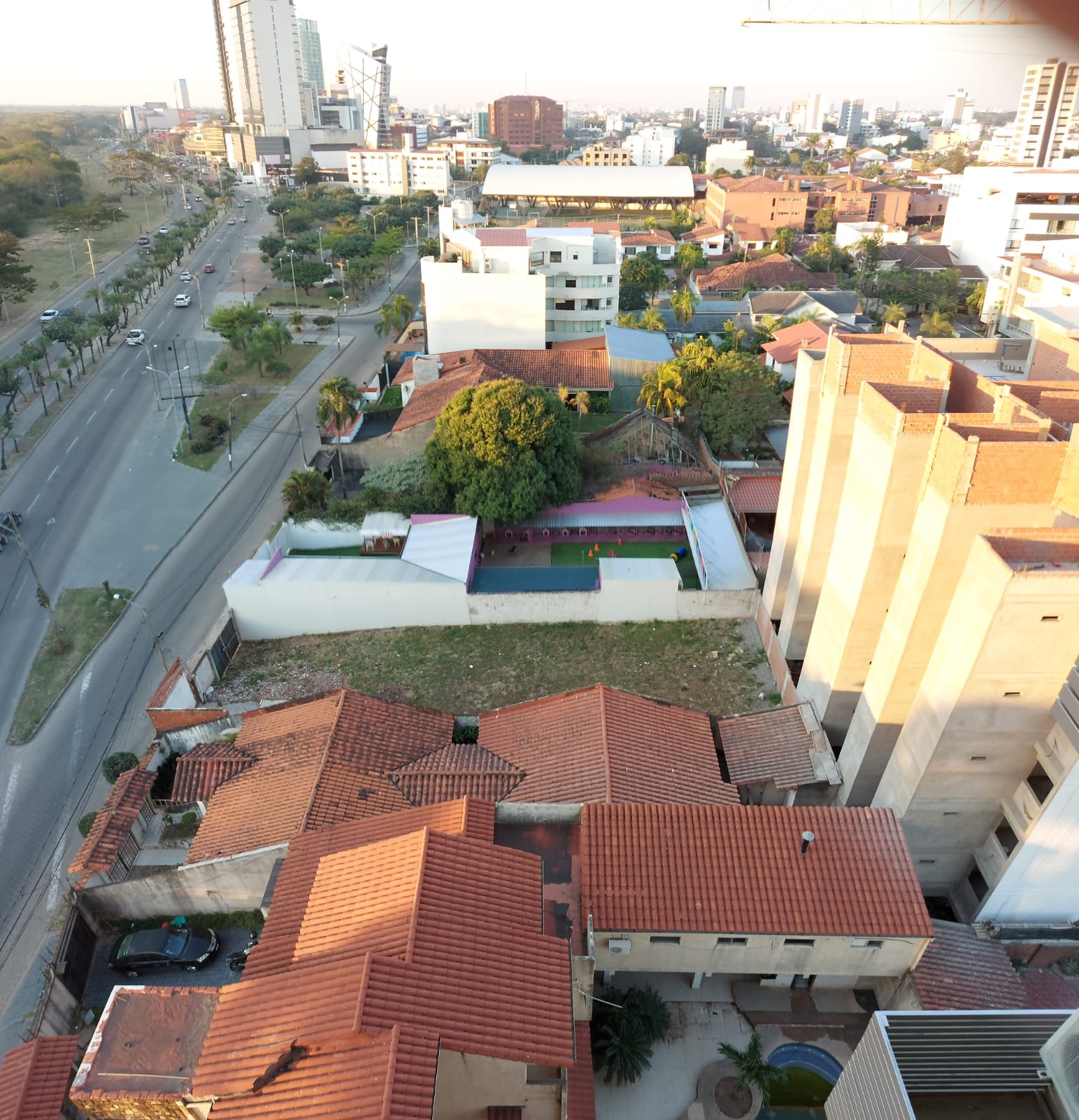   ZONA SIRARI / AV. 4TO ANILLO - INDICE 6 - TERRENO EN VENTA