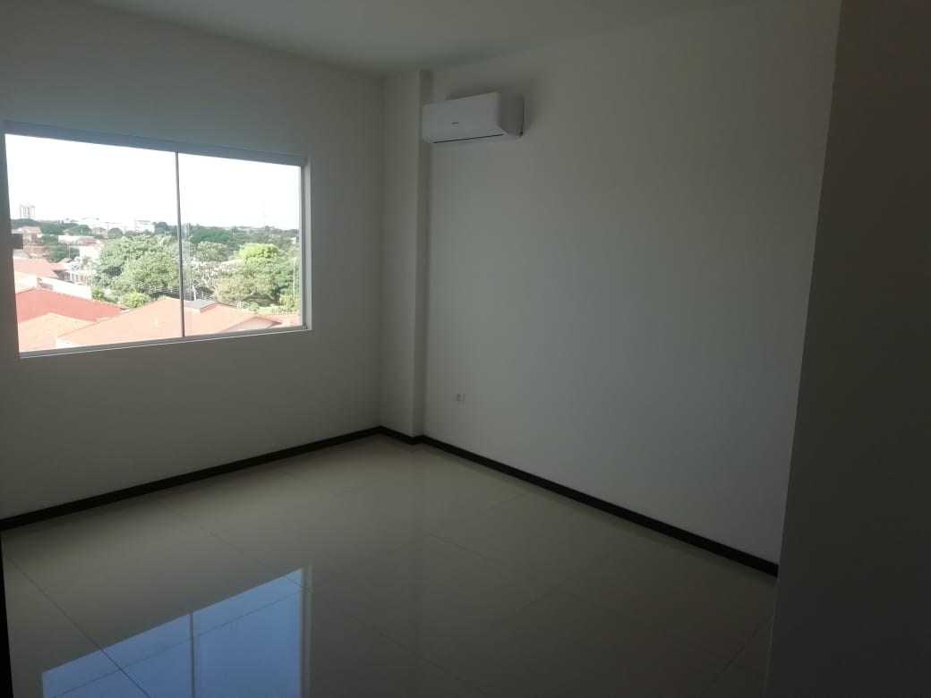 ZONA NORTE, Av Alemana- Dpto. 2 Dormitorios-Ed. Atlas