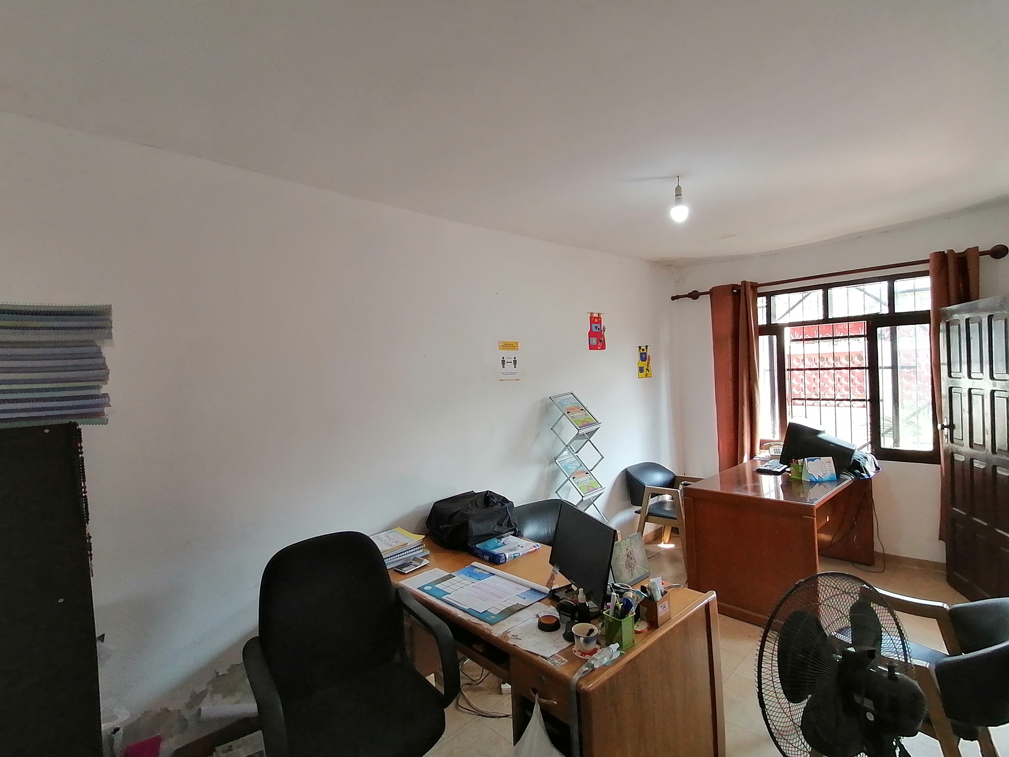CASA PEQUEÑA INDEPENDIENTE EN ANTICRETICO AVE BANZER