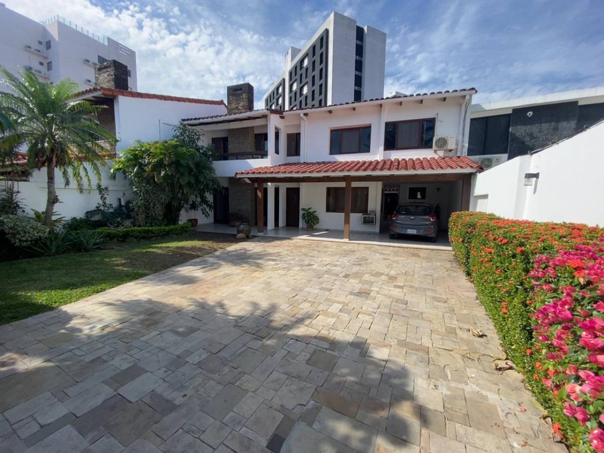 🛑 BELLA CASA EN VENTA - AV. LOS CUSIS 🛑