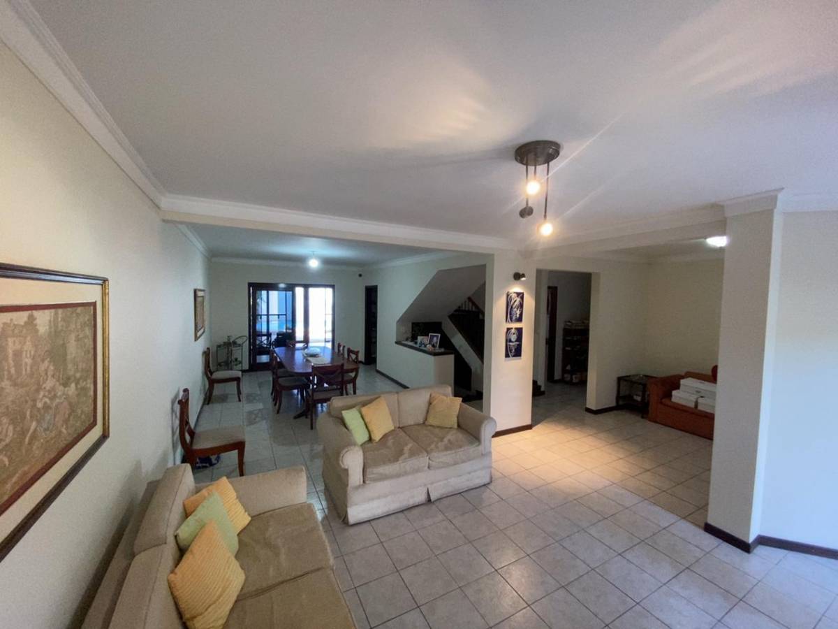 🛑 BELLA CASA EN VENTA - AV. LOS CUSIS 🛑