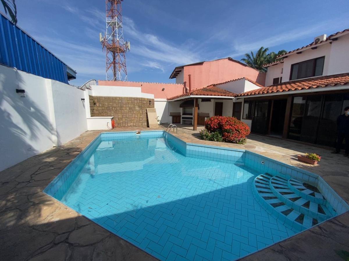 🛑 BELLA CASA EN VENTA - AV. LOS CUSIS 🛑