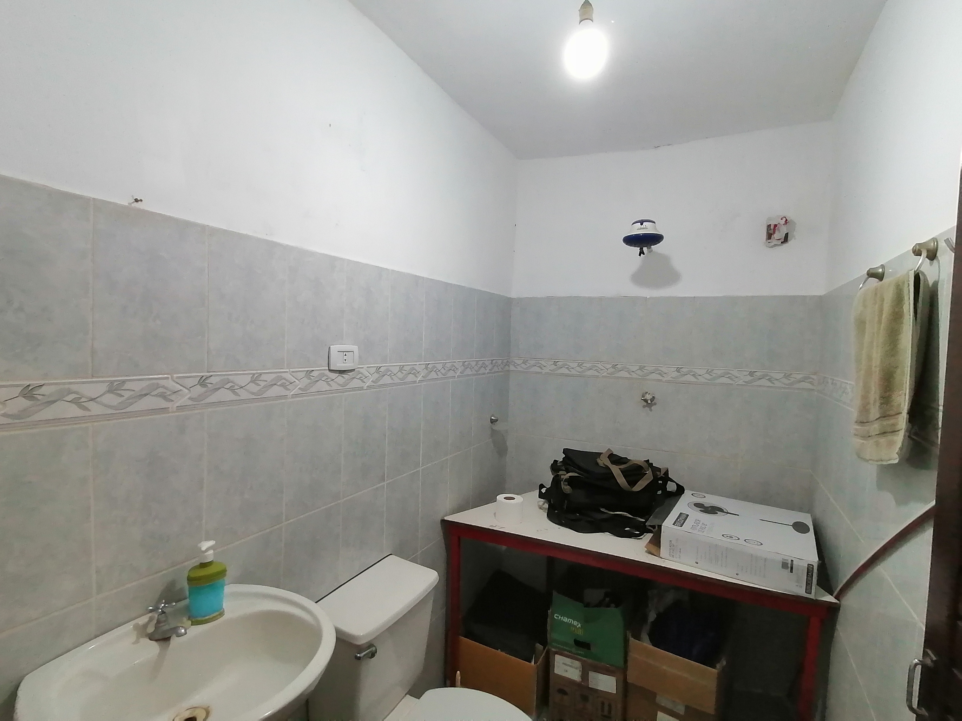 CASA INDEPENDIENTE EN ANTICRETICO ZONA NORTE 2DO Y 3ER ANILL