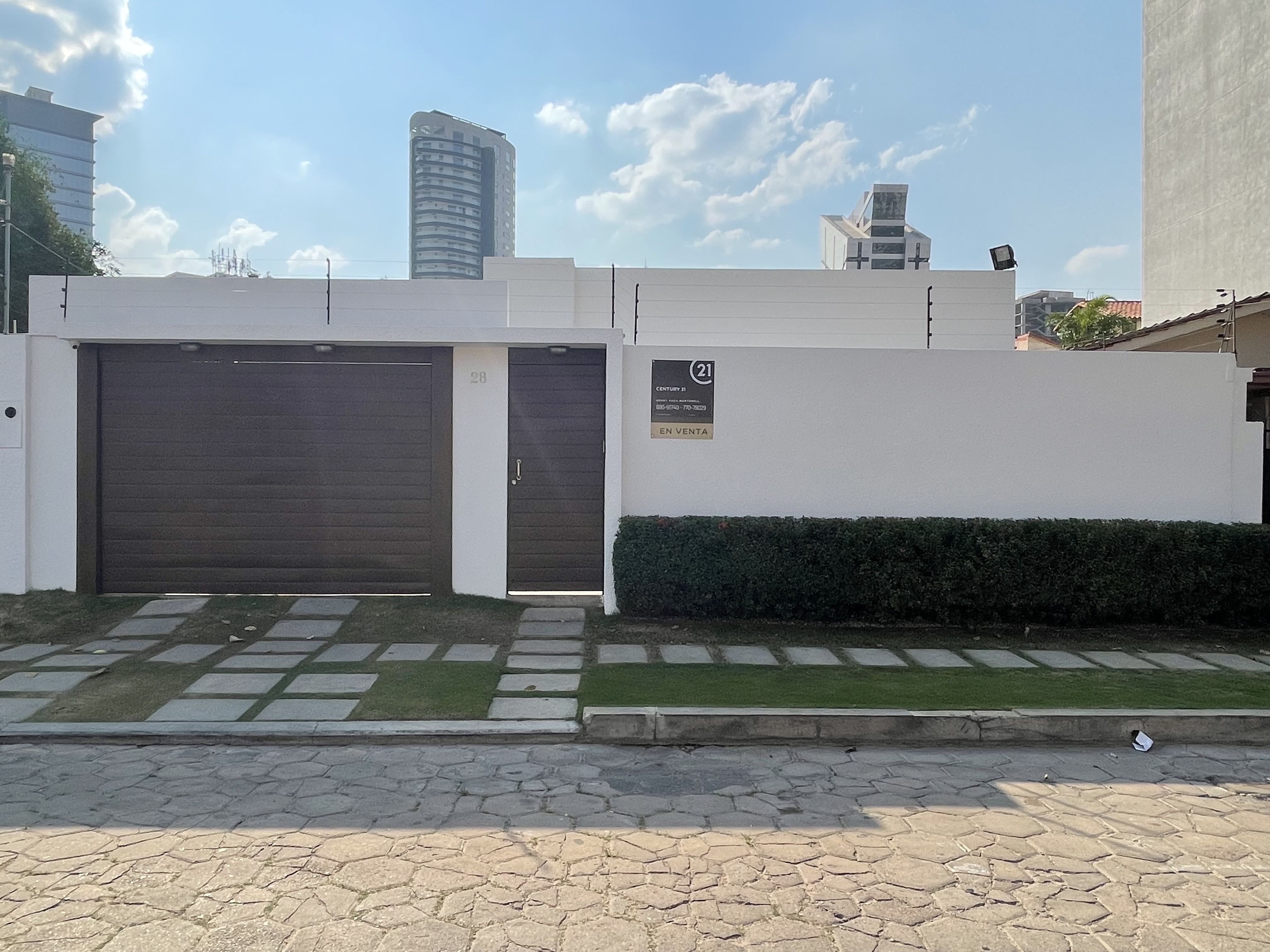 Casa de lujo en venta en Equipetrol Norte 