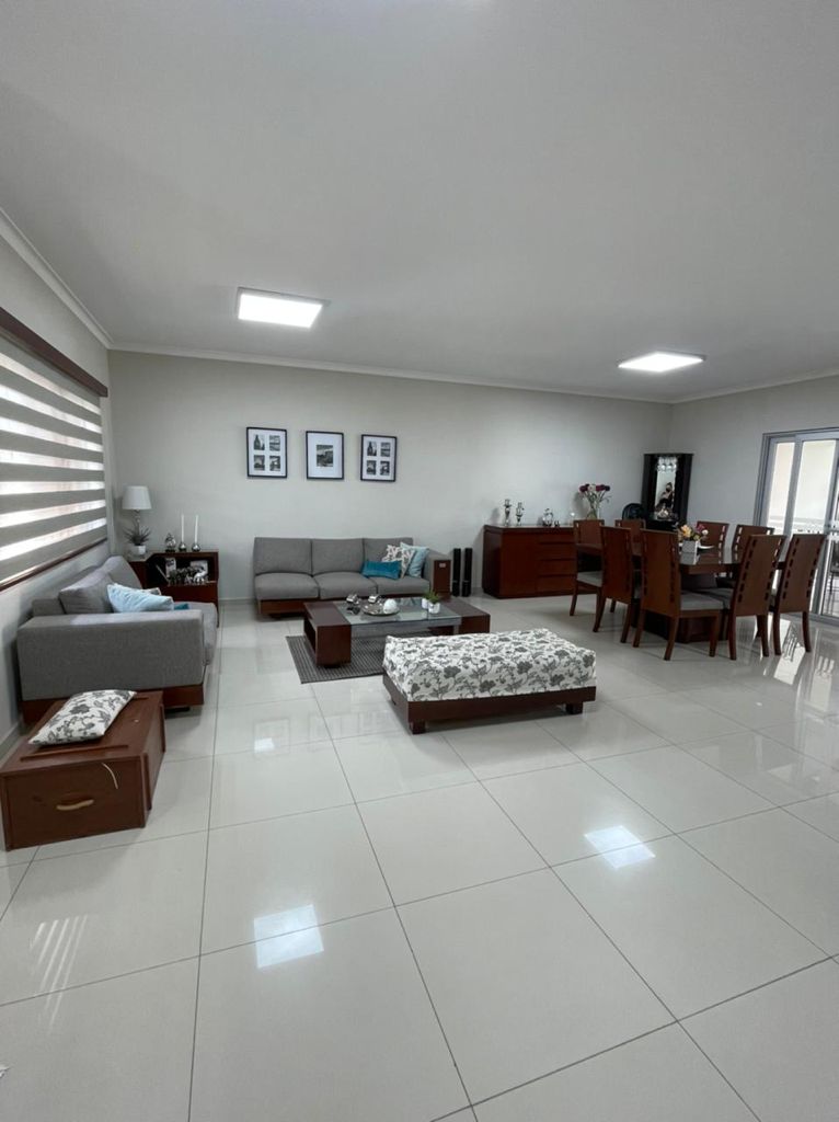 ZONA NORTE, Av. Banzer km9- CASA EN VENTA - Cond. Barceló