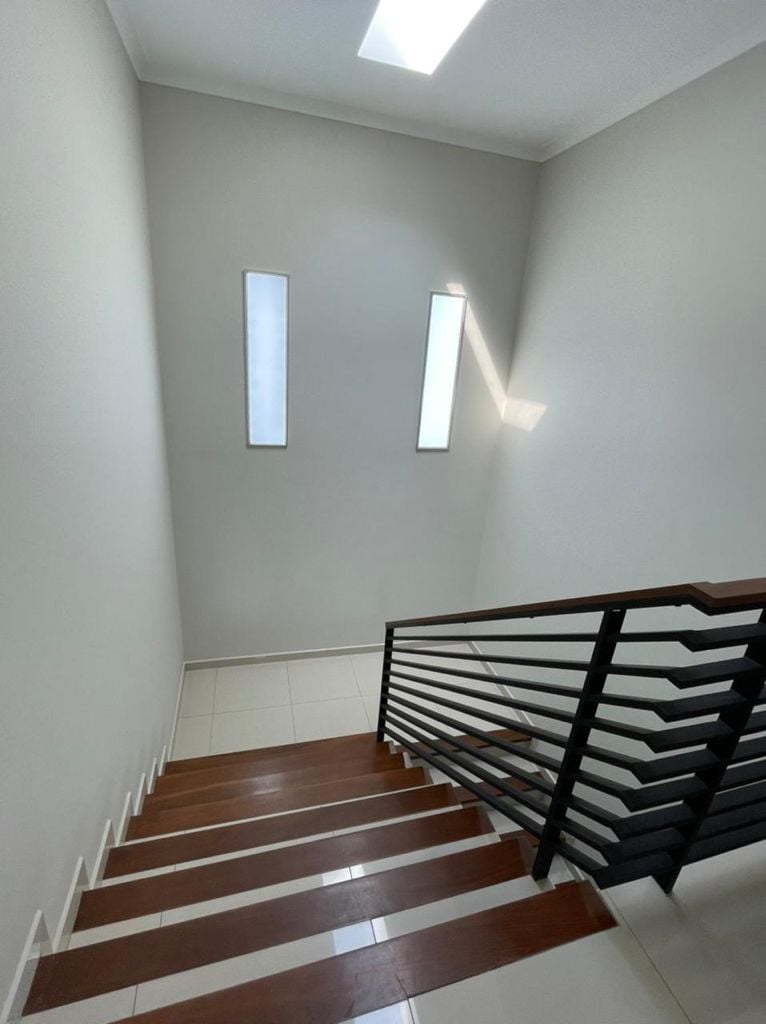 ZONA NORTE, Av. Banzer km9- CASA EN VENTA - Cond. Barceló