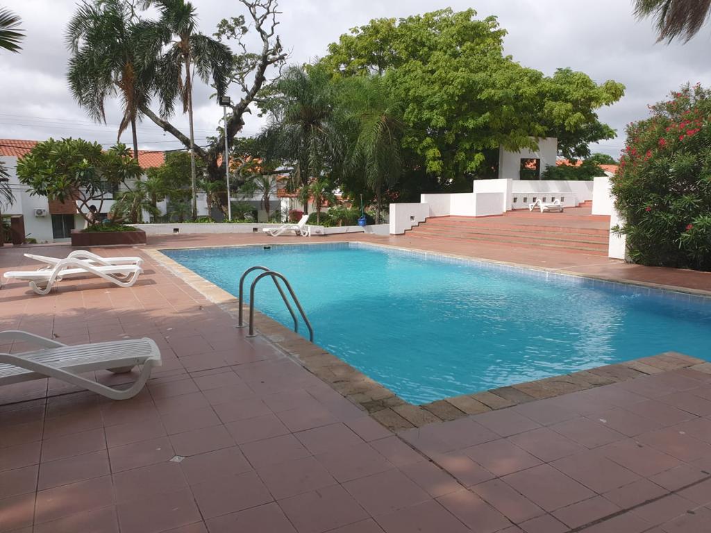 ZONA NORTE, Av. Banzer km9- CASA EN VENTA - Cond. Barceló