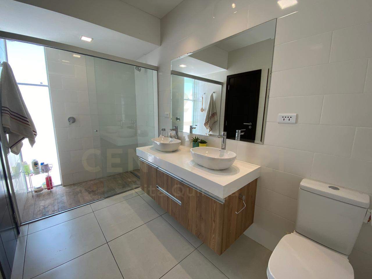 ZONA NORTE, CASA EN VENTA - CONDOMINIO VILLA MONSERRAT