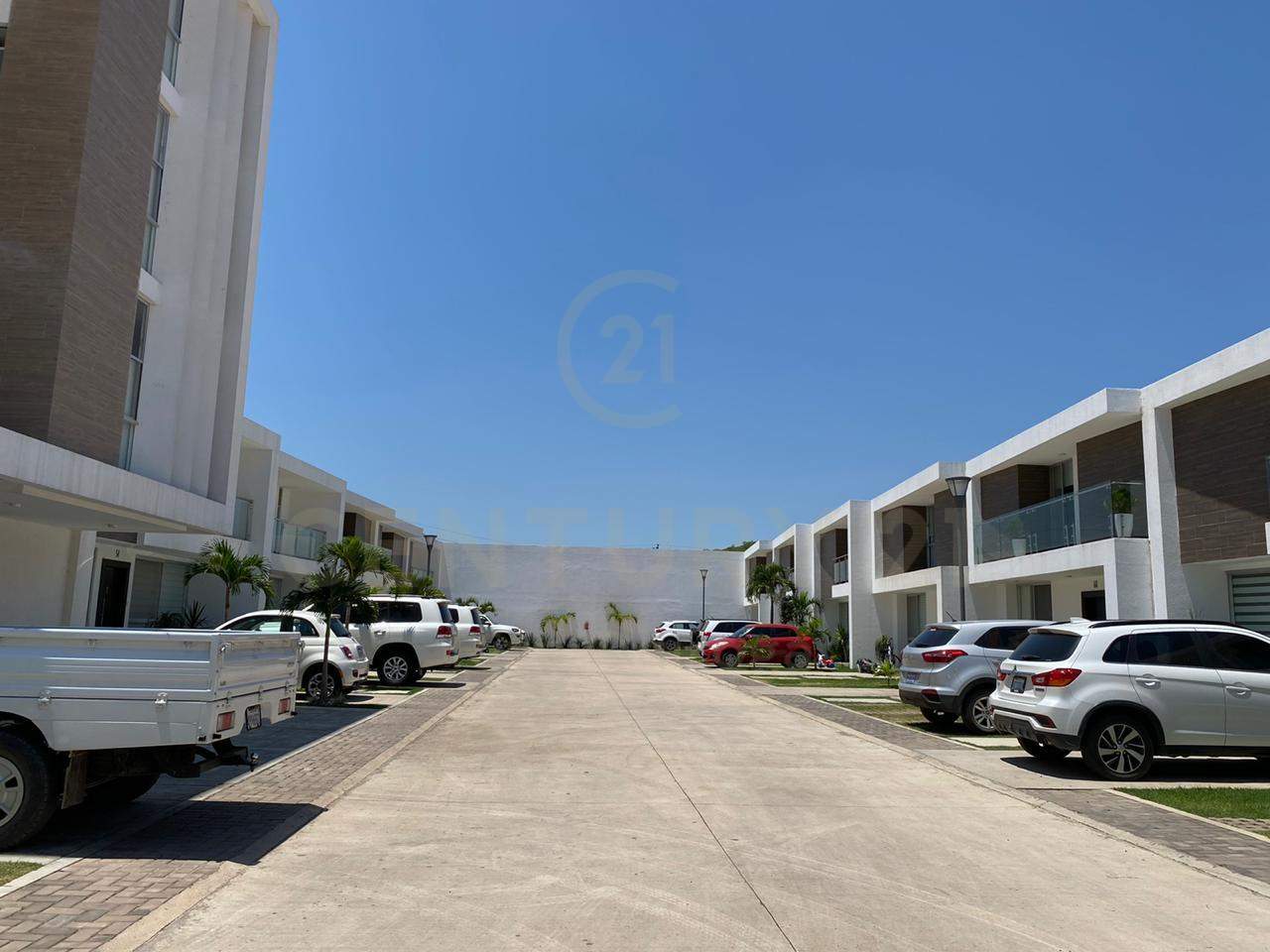 ZONA NORTE, CASA EN VENTA - CONDOMINIO VILLA MONSERRAT