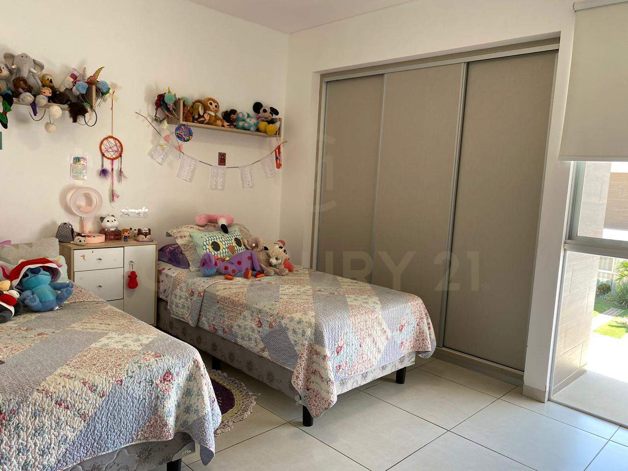 ZONA NORTE, CASA EN VENTA - CONDOMINIO VILLA MONSERRAT