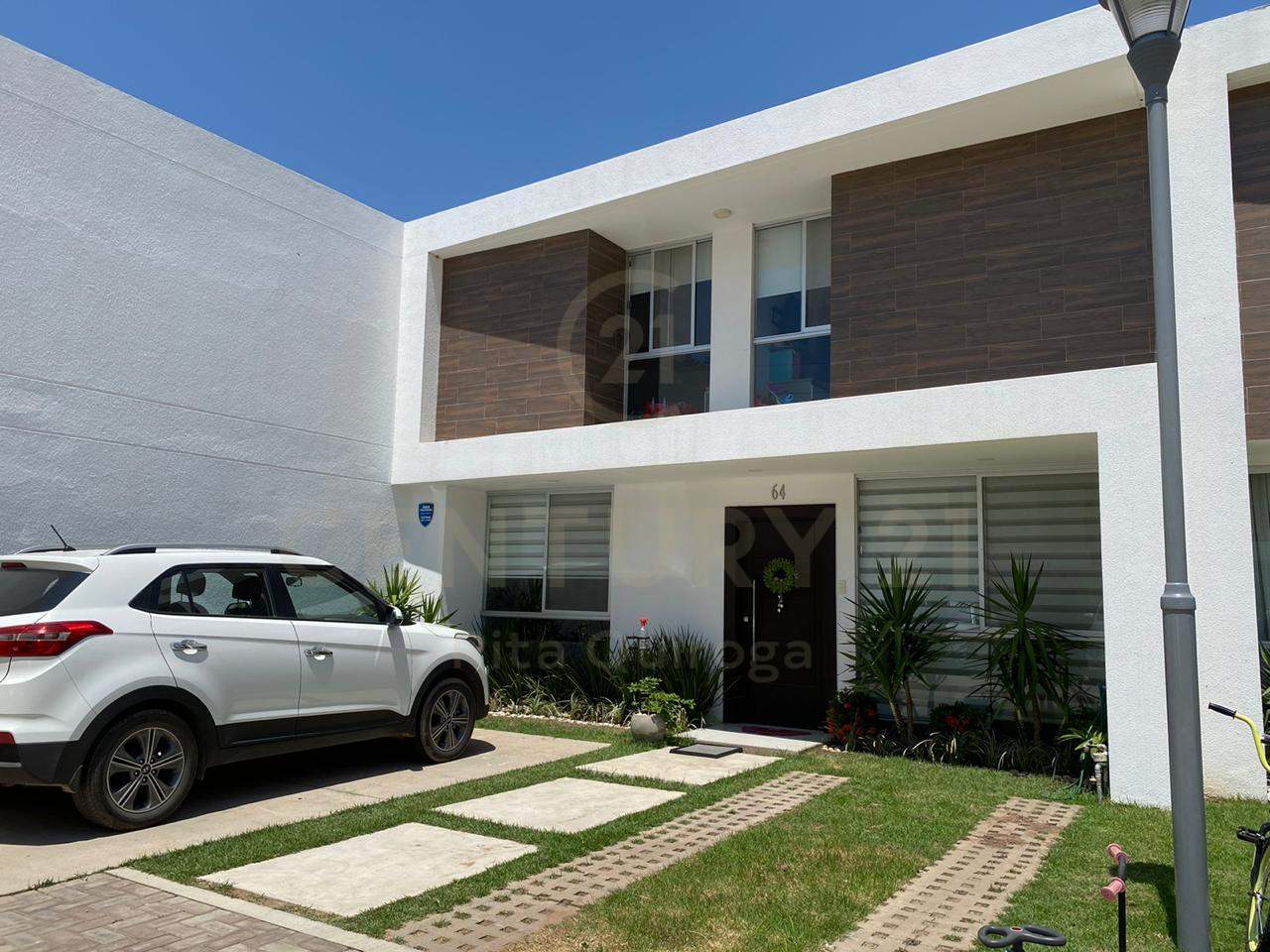 ZONA NORTE, CASA EN VENTA - CONDOMINIO VILLA MONSERRAT