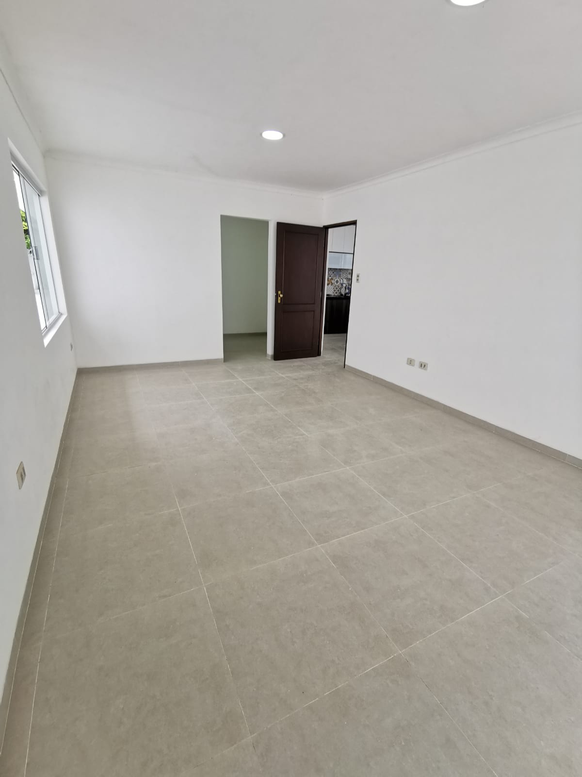 A ESTRENAR CASA DE 4 DORM (1SUITE con vestidor