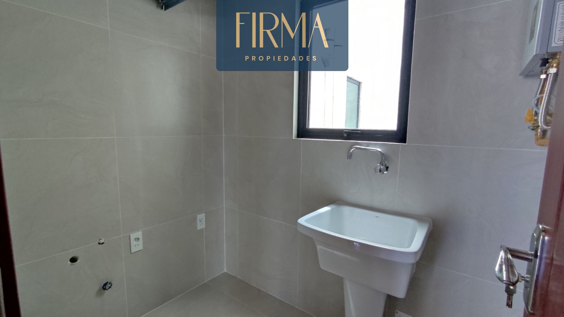 COMPRA ESTE DEPARTAMENTO EN CALACOTO, EDIFICIO LONDRES