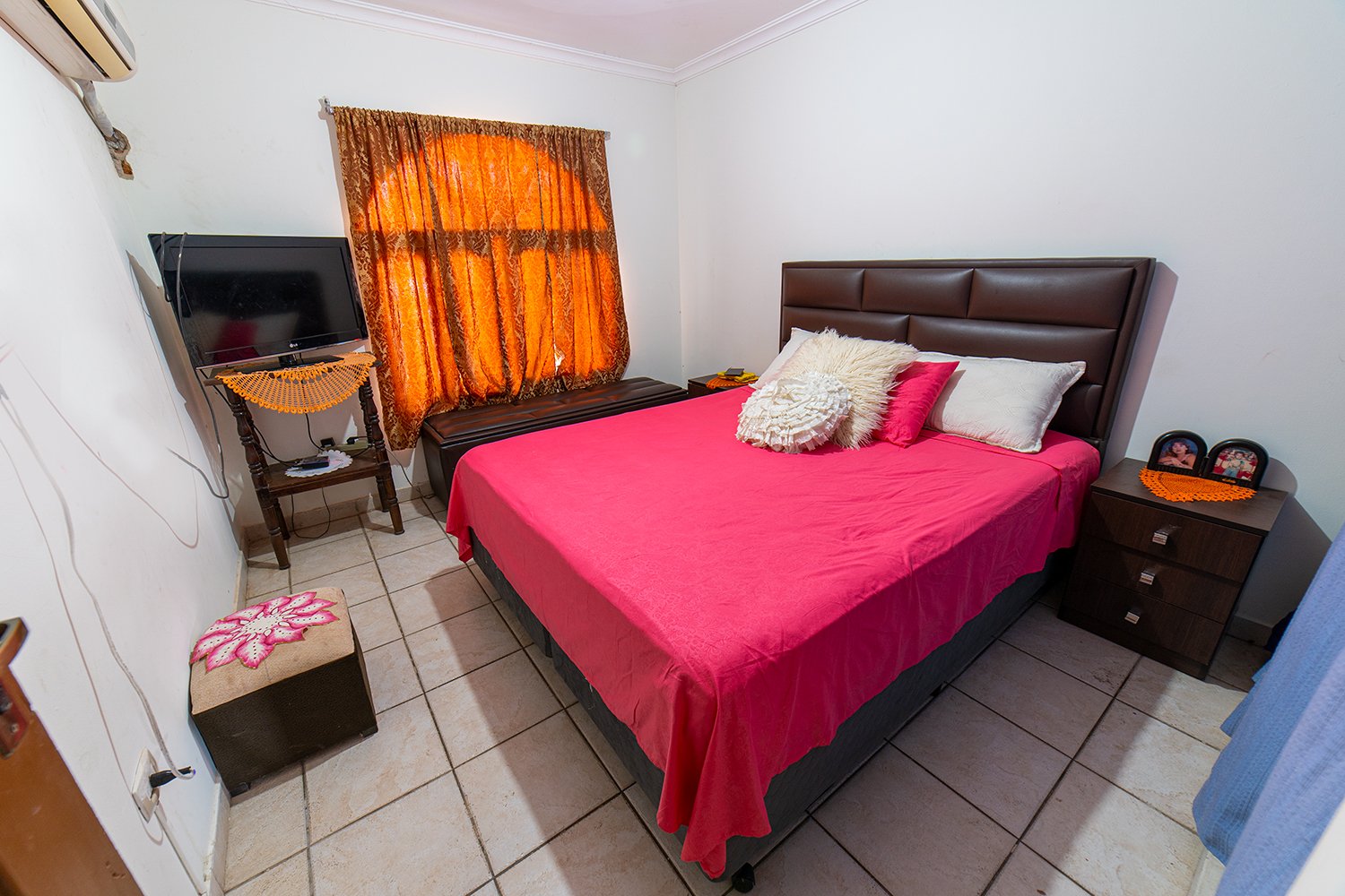 CASA EN VENTA DE 3 DORMITORIOS ZONA ESTE