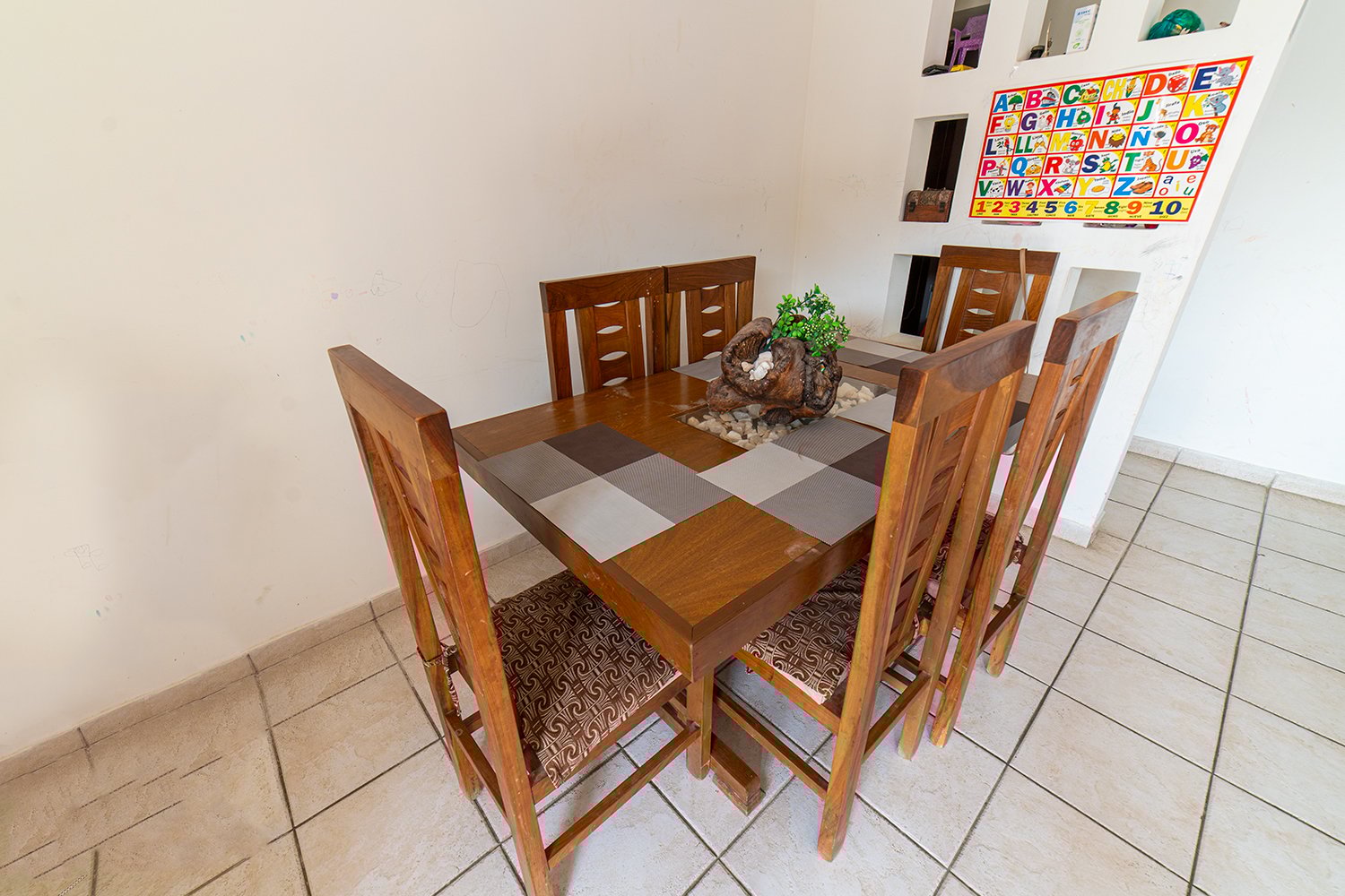 CASA EN VENTA DE 3 DORMITORIOS ZONA ESTE