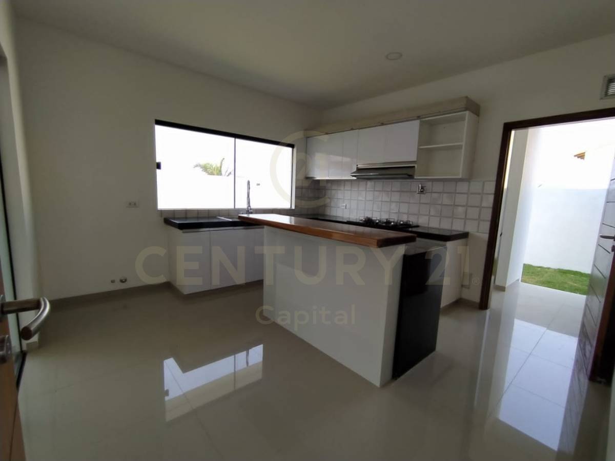 Hermosa casa a estrenar en el condominio Santa Cruz de la Co