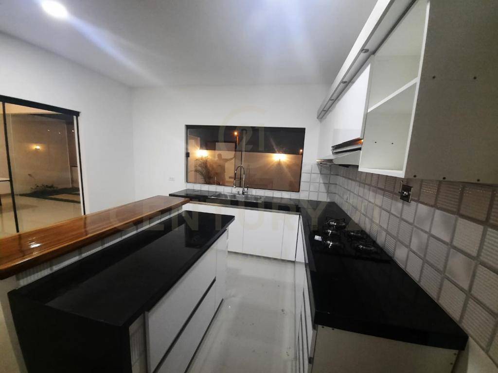 Hermosa casa a estrenar en el condominio Santa Cruz de la Co