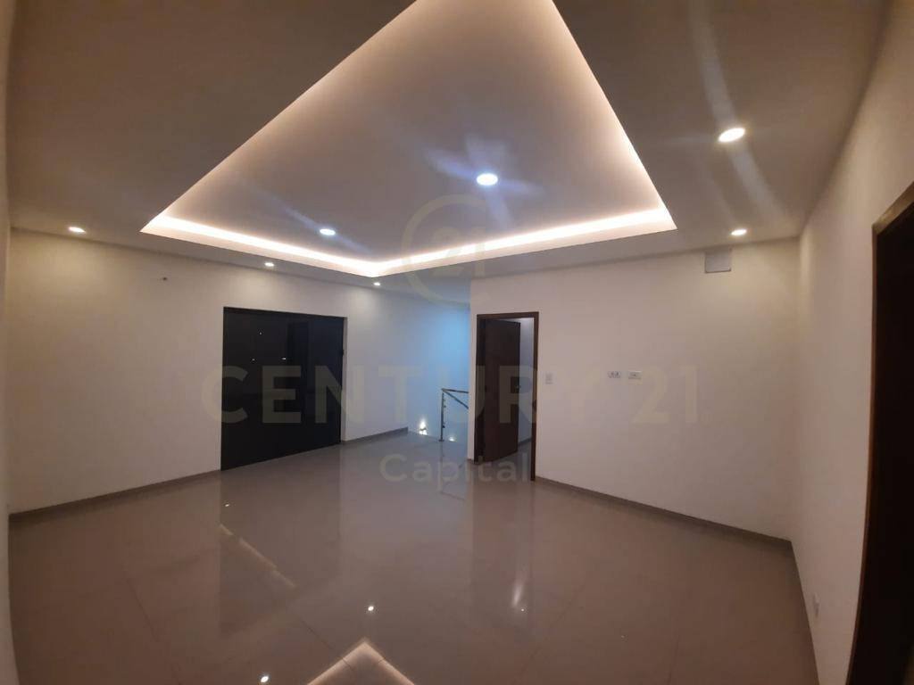 Hermosa casa a estrenar en el condominio Santa Cruz de la Co