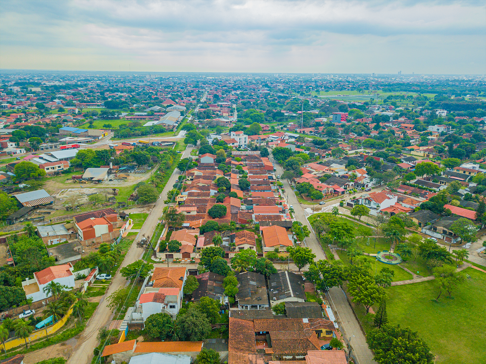 ¡HERMOSA CASA FAMILIAR!
