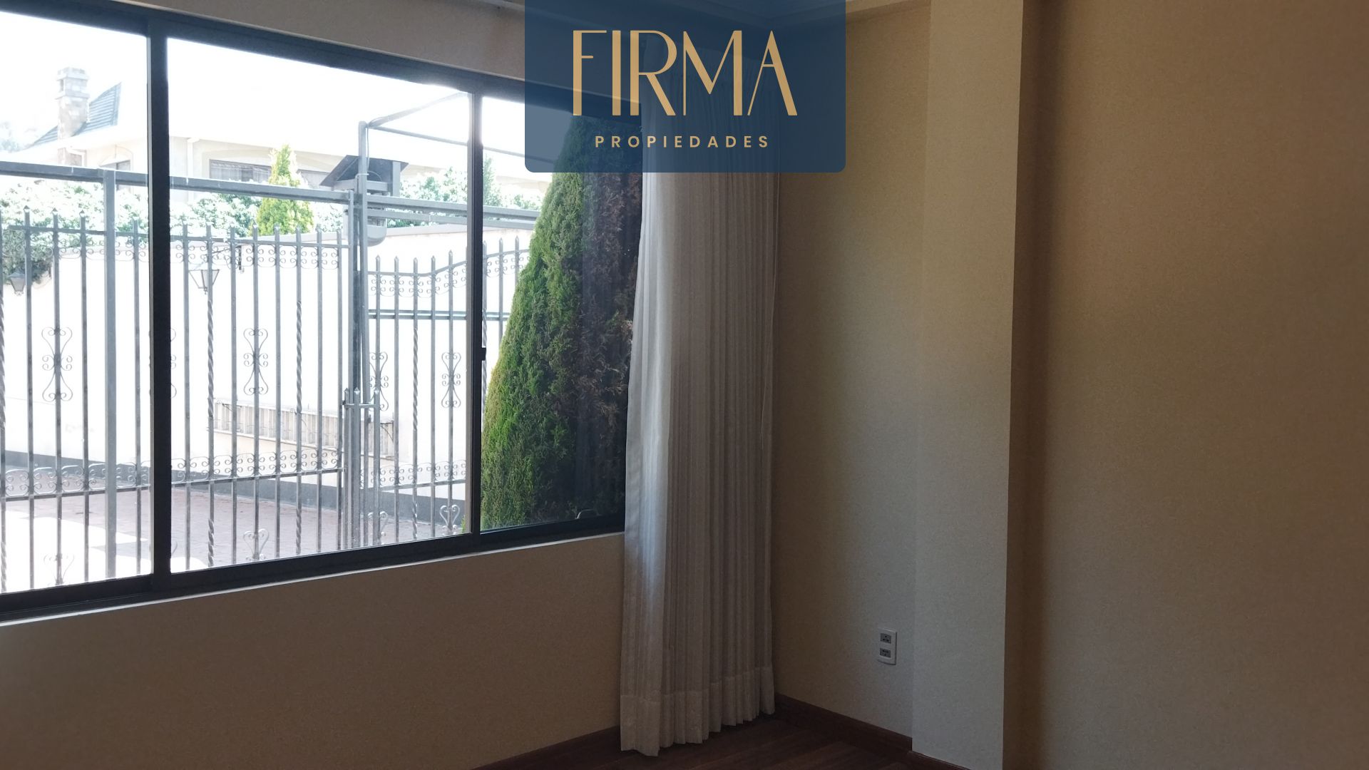 COMPRA ESTA CASA EN CONDOMINIO CERRADO EN ACHUMANI