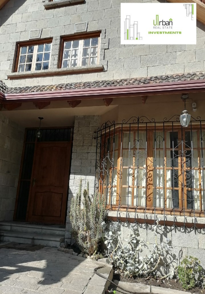 VENTA HERMOSA RESIDENCIA ESTILO EUROPEO