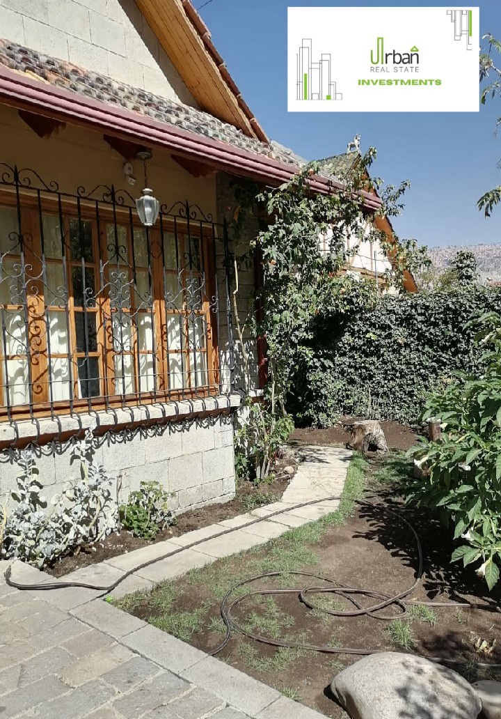 VENTA HERMOSA RESIDENCIA ESTILO EUROPEO